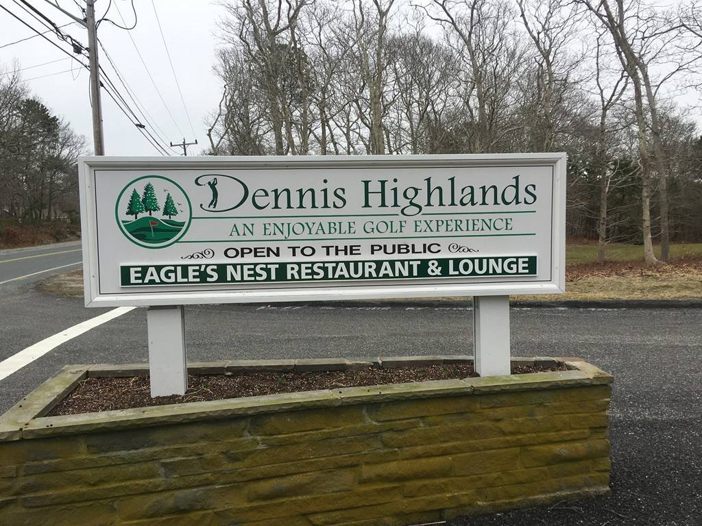 Dennis, MA 02638,31 Ronda Ln