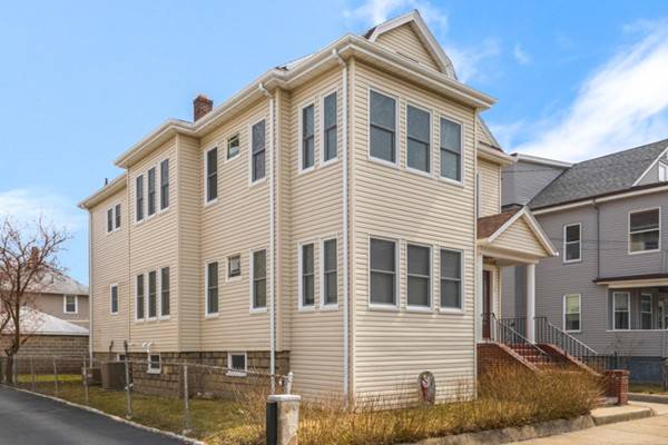 Medford, MA 02155,49-51 Burnside Street