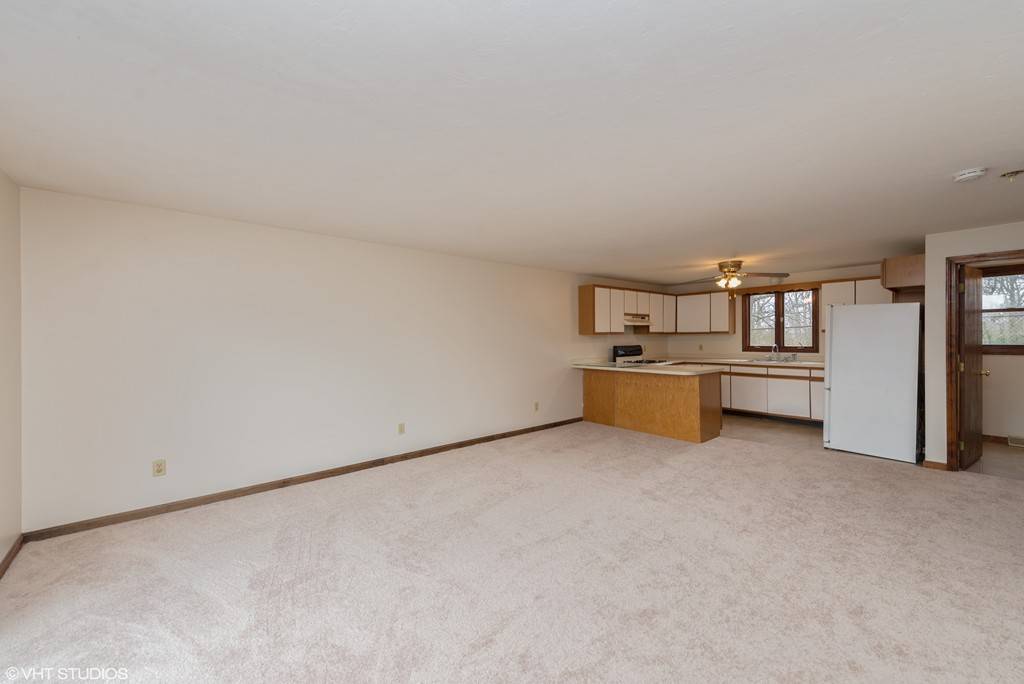 Fall River, MA 02720,120 Lewin St #5