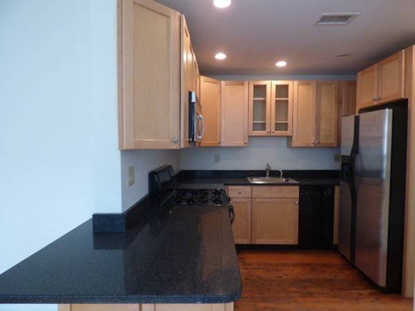 Lowell, MA 01852,160 Merrimack Street #C