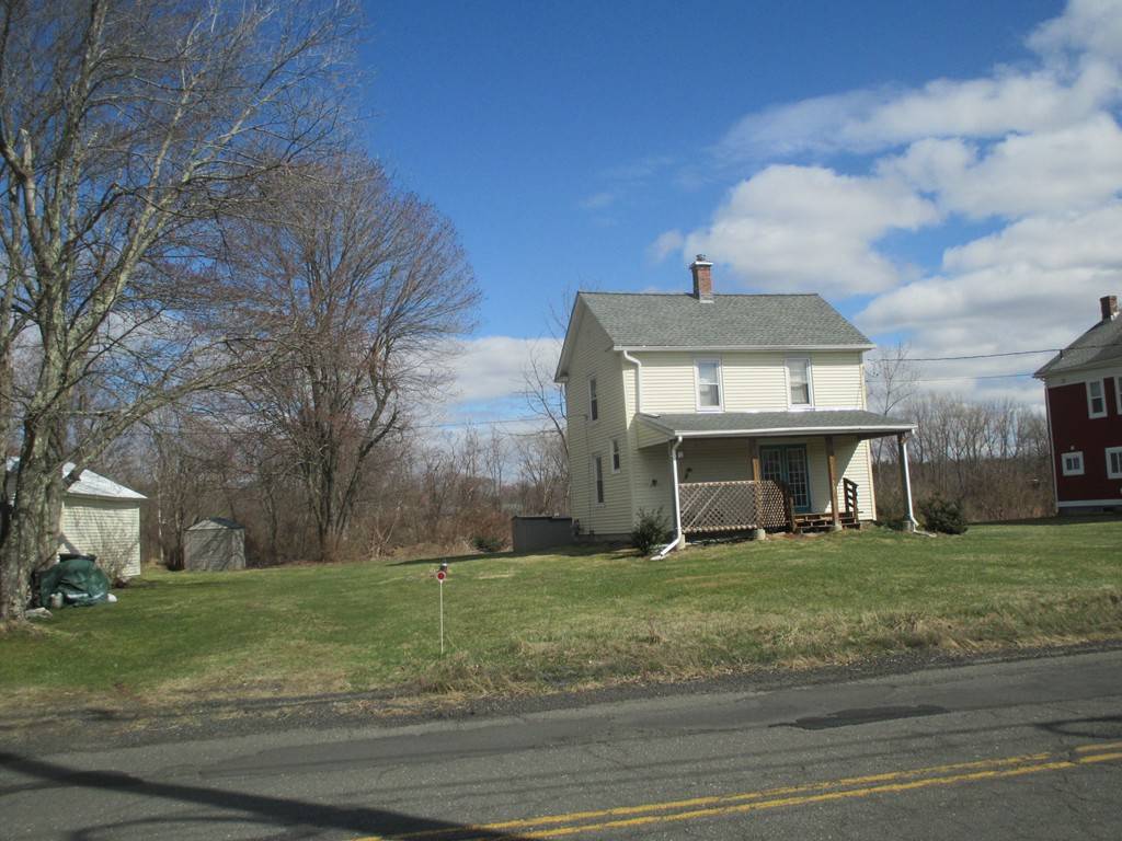 Westfield, MA 01085,351 Root Road