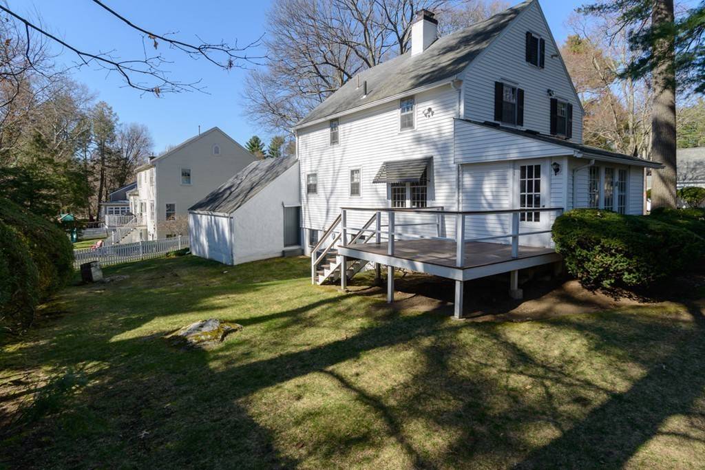 Wellesley, MA 02481,42 Earle Rd