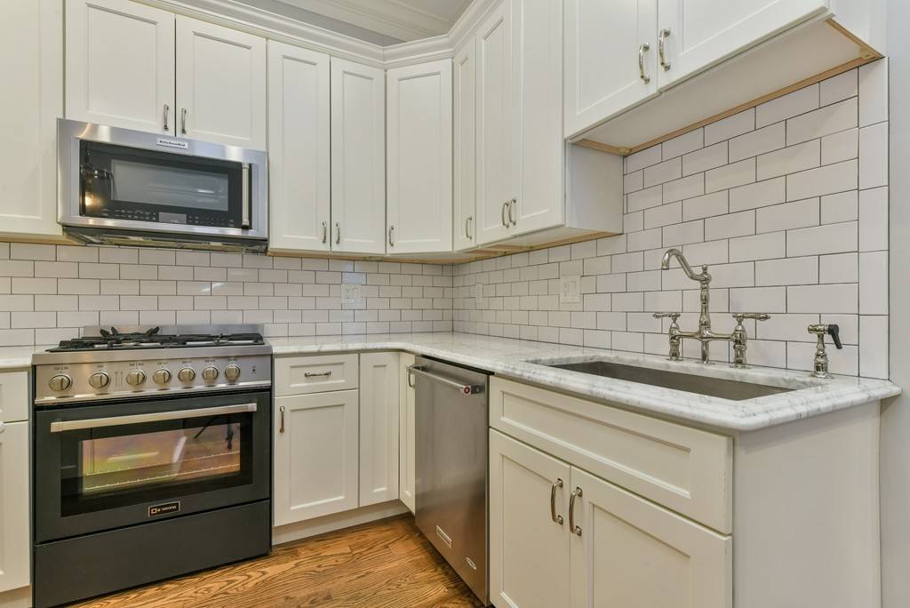 Boston, MA 02130,248 Amory #1