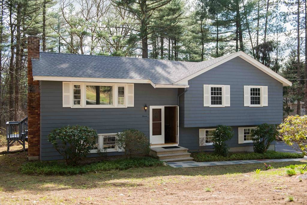 Chelmsford, MA 01824,11 Belmont Dr