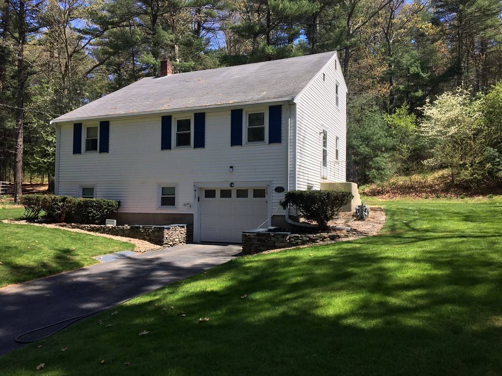 Pembroke, MA 02359,222 Pleasant St