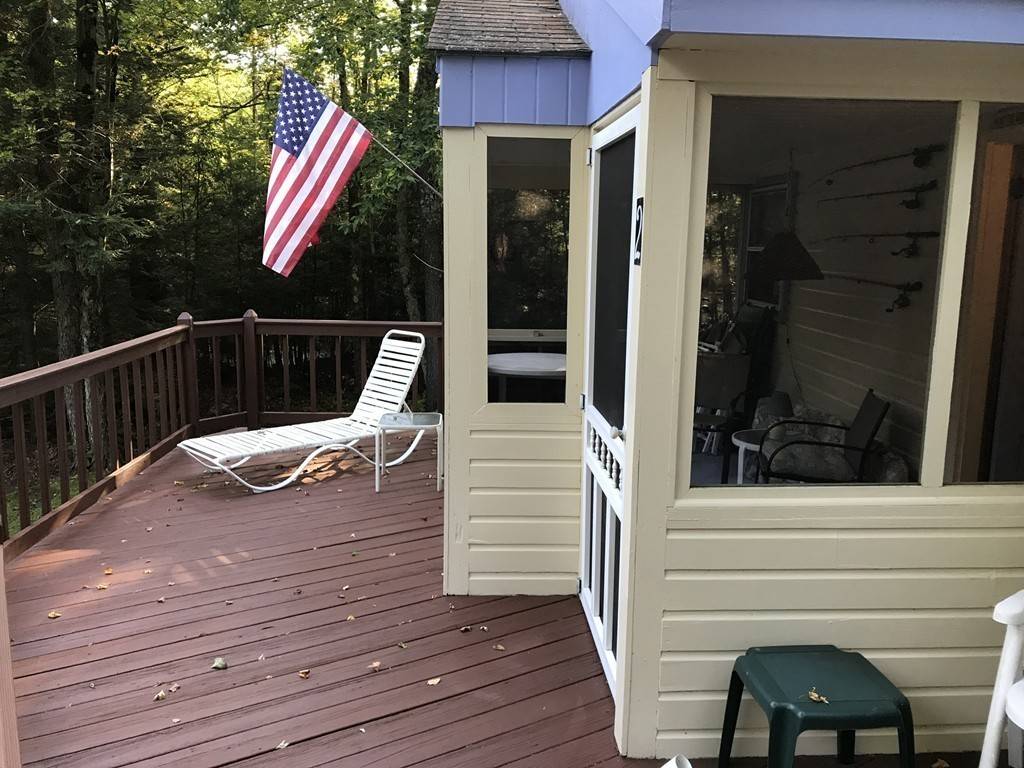 Goshen, MA 01096,2 Maple Rd