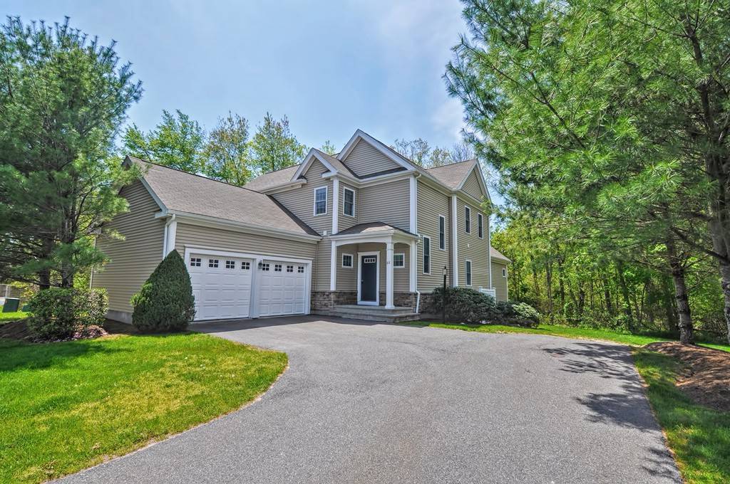 Raynham, MA 02767,68 Sunflower Drive #68