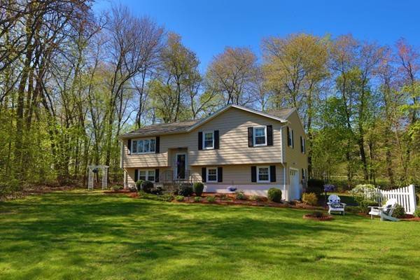 Methuen, MA 01844,53 Rolling Ridge Ln