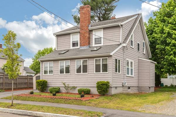 Norwood, MA 02062,8 Maxwell Ave