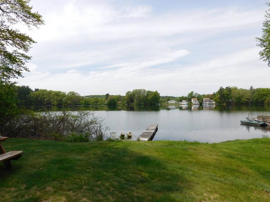 Northborough, MA 01532,1 Howe Ln