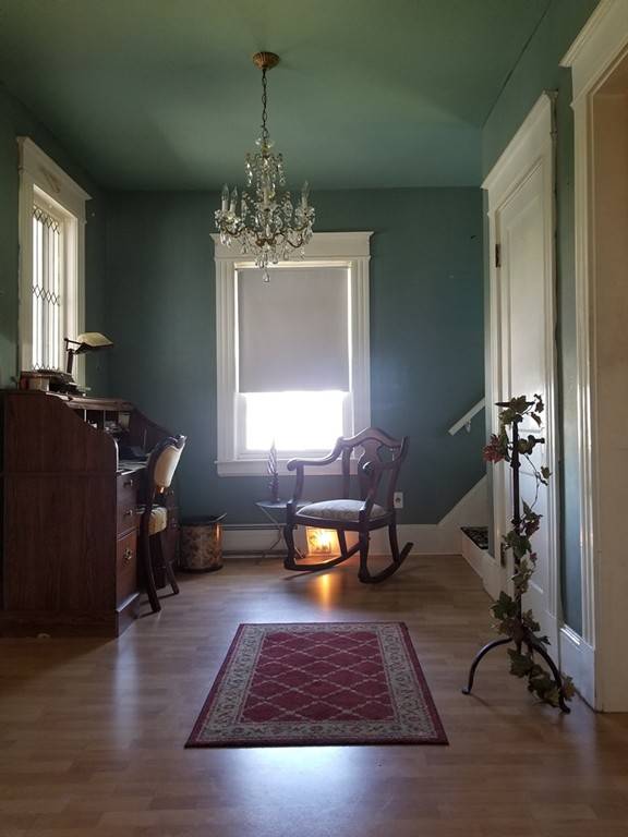 Lowell, MA 01851,12 Dover St