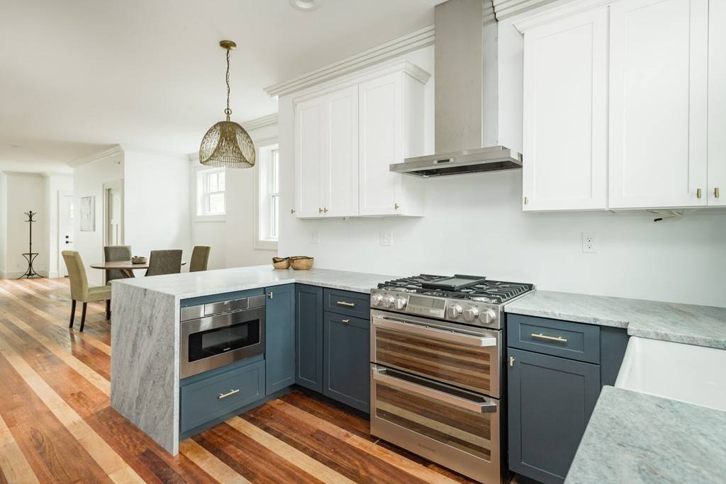 Brookline, MA 02445,663 Chestnut Hill Ave #663