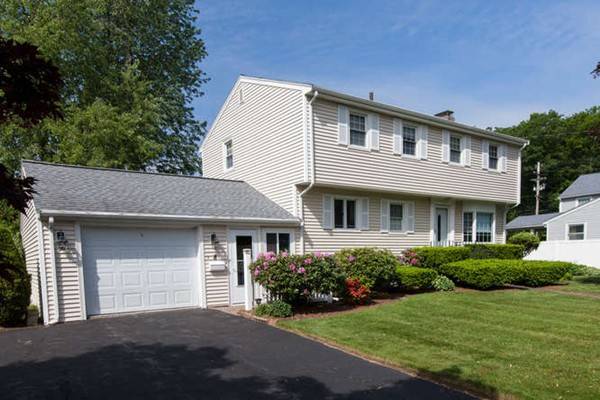 Shrewsbury, MA 01545,8 Hapgood Way