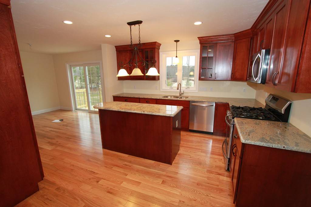 Uxbridge, MA 01569,Lot 5 Tucker Hill Rd #11