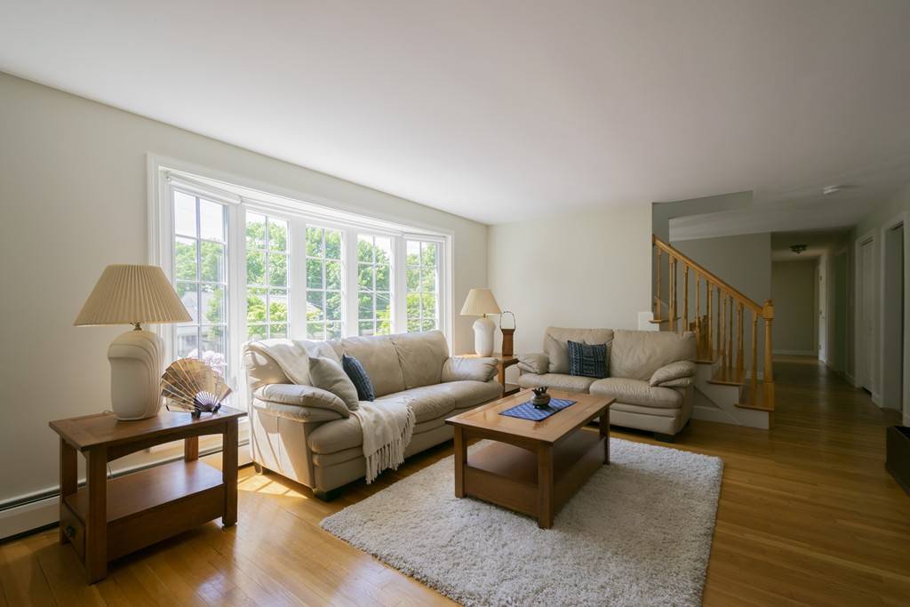 Lexington, MA 02420,25 Circle Rd