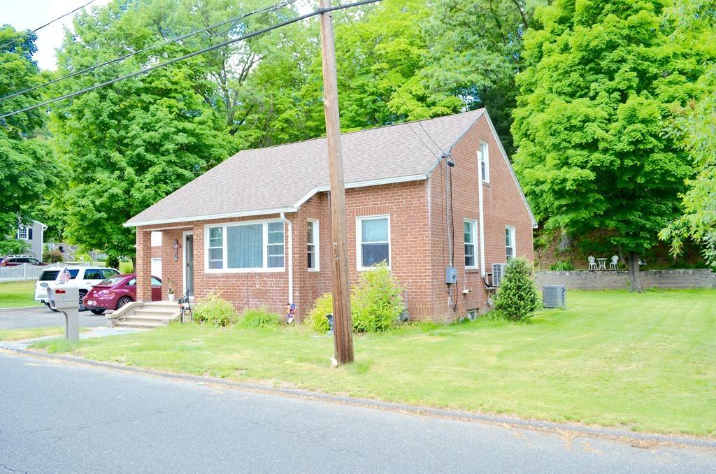 East Longmeadow, MA 01028,27 Gerrard Avenue