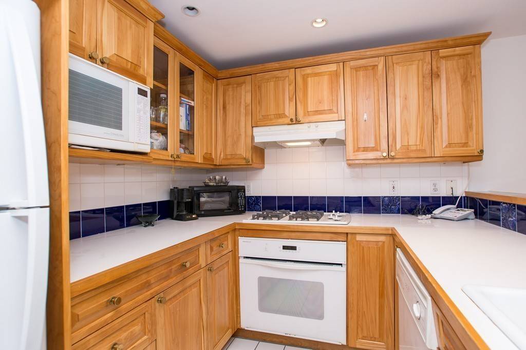 Cambridge, MA 02140,23 Cogswell Avenue #23