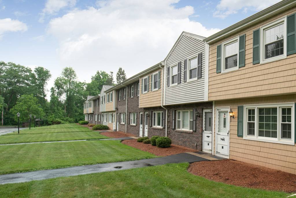 West Boylston, MA 01583,371 Lancaster St #12