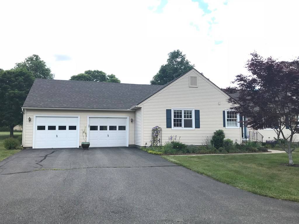 Deerfield, MA 01373,3 Duncan Drive #A