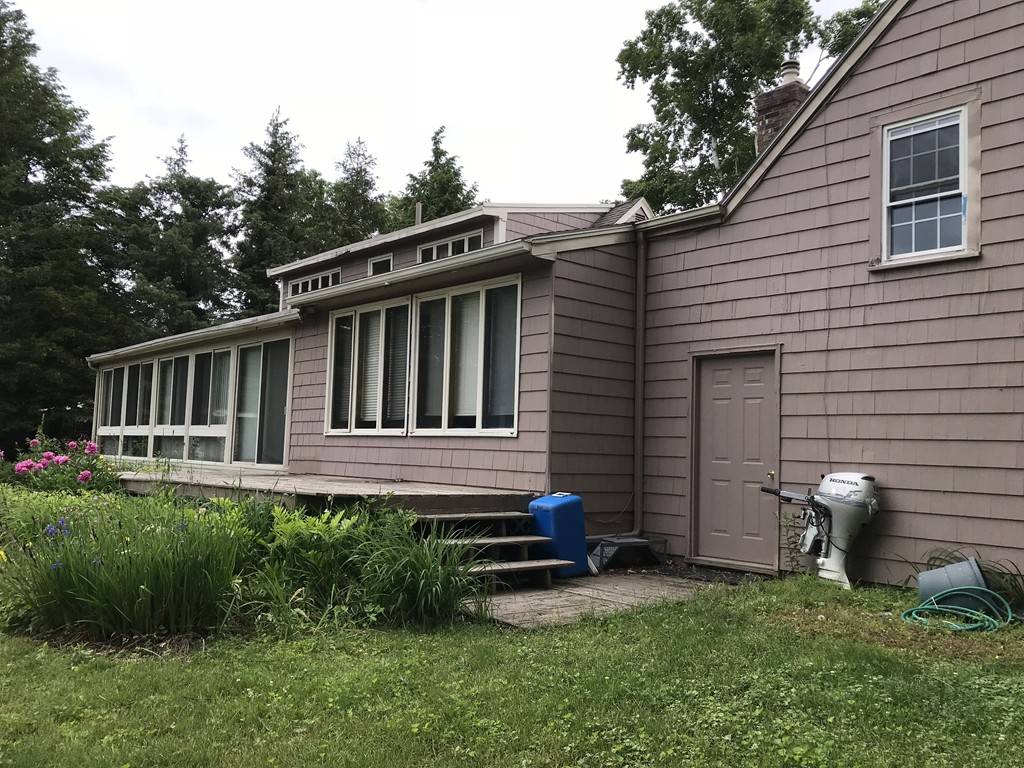 Hudson, MA 01749,10 Alberta Dr