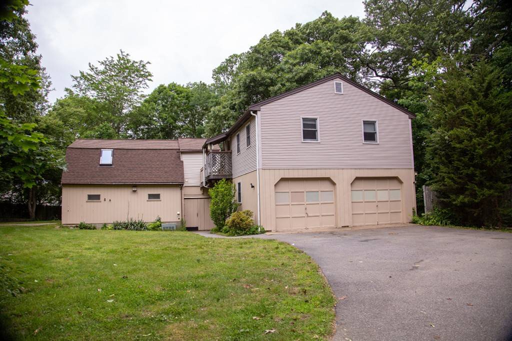 Bridgewater, MA 02324,2115 Pleasant St