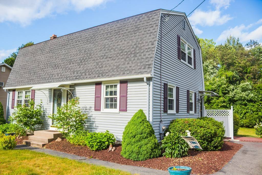 Ludlow, MA 01056,126 Reynolds St