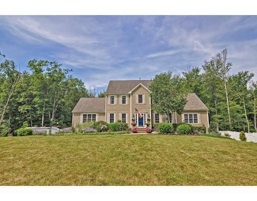 Westport, MA 02790,11 Sycamore Ln