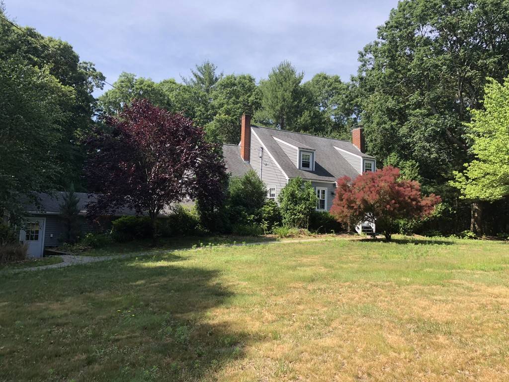 Lakeville, MA 02347,104 Crooked Lane