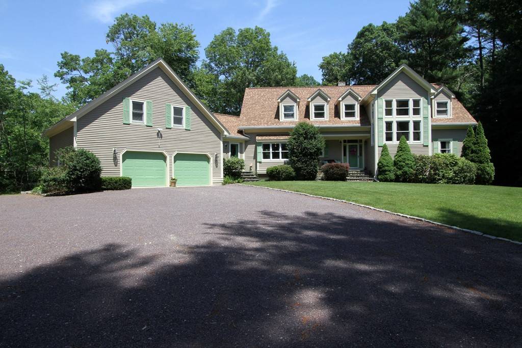 Lakeville, MA 02347,1 Cranberry Lane