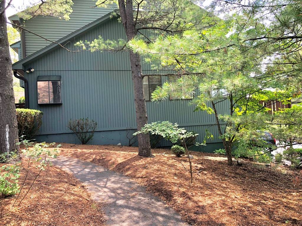 Ashland, MA 01721,67 Trailside Way #67