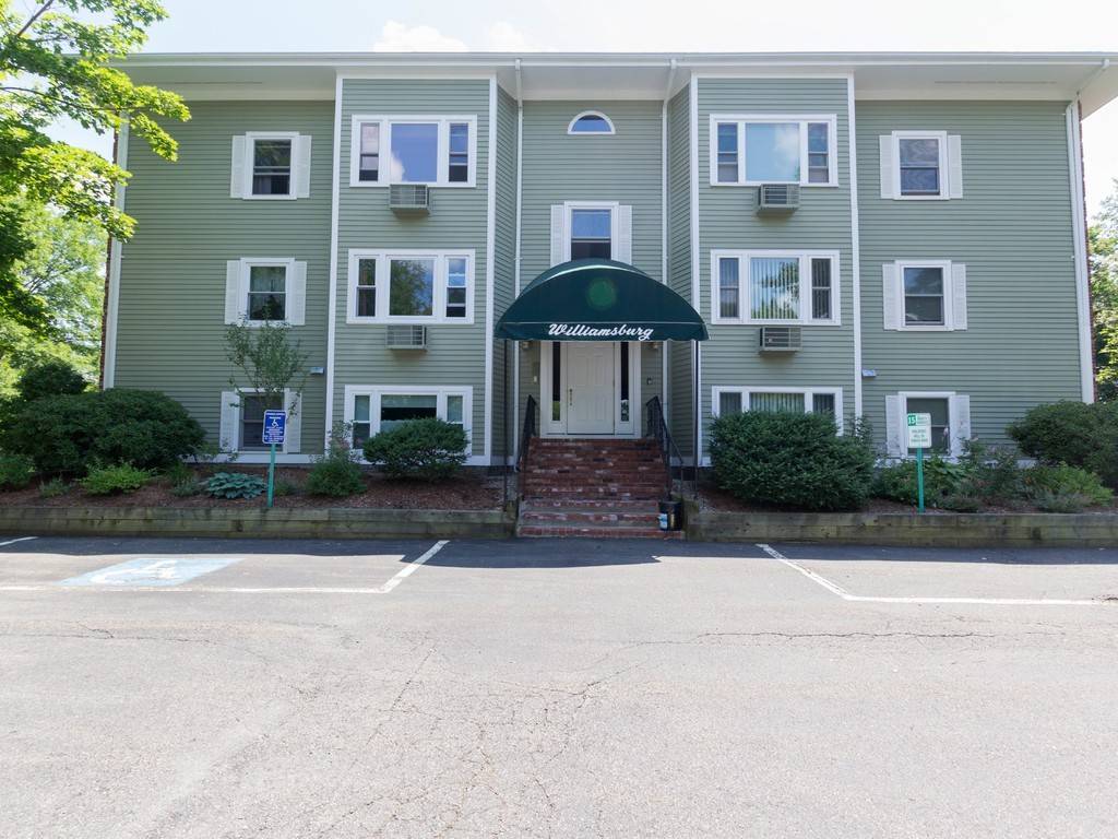 Norwood, MA 02062,365 Washington St #11