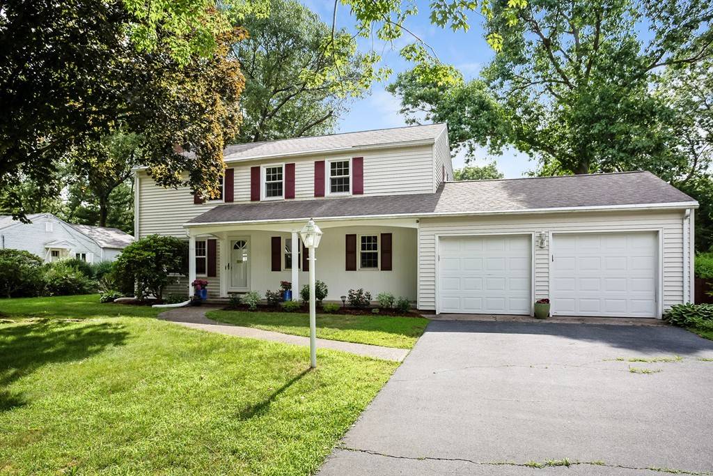 Longmeadow, MA 01106,58 Robin Rd