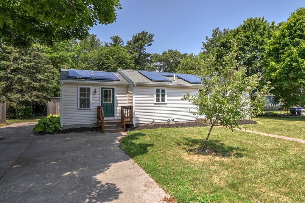 Rockland, MA 02370,23 Damon Rd