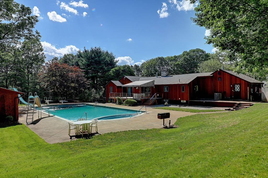 Seekonk, MA 02771,100 Sunset Dr