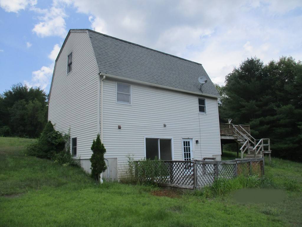 Dudley, MA 01571,21 Intervale Rd