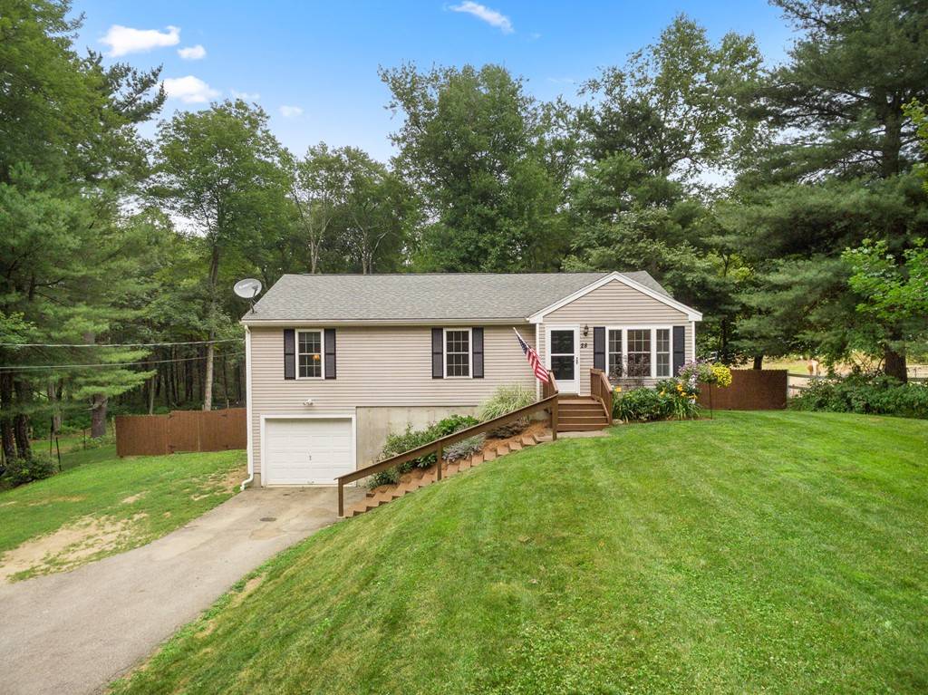 North Brookfield, MA 01535,28 Mill Rd