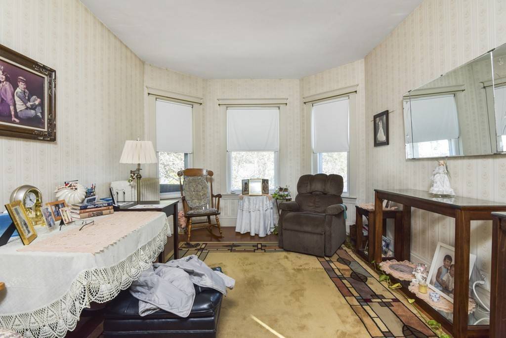 Winthrop, MA 02152,111 Locust St #2