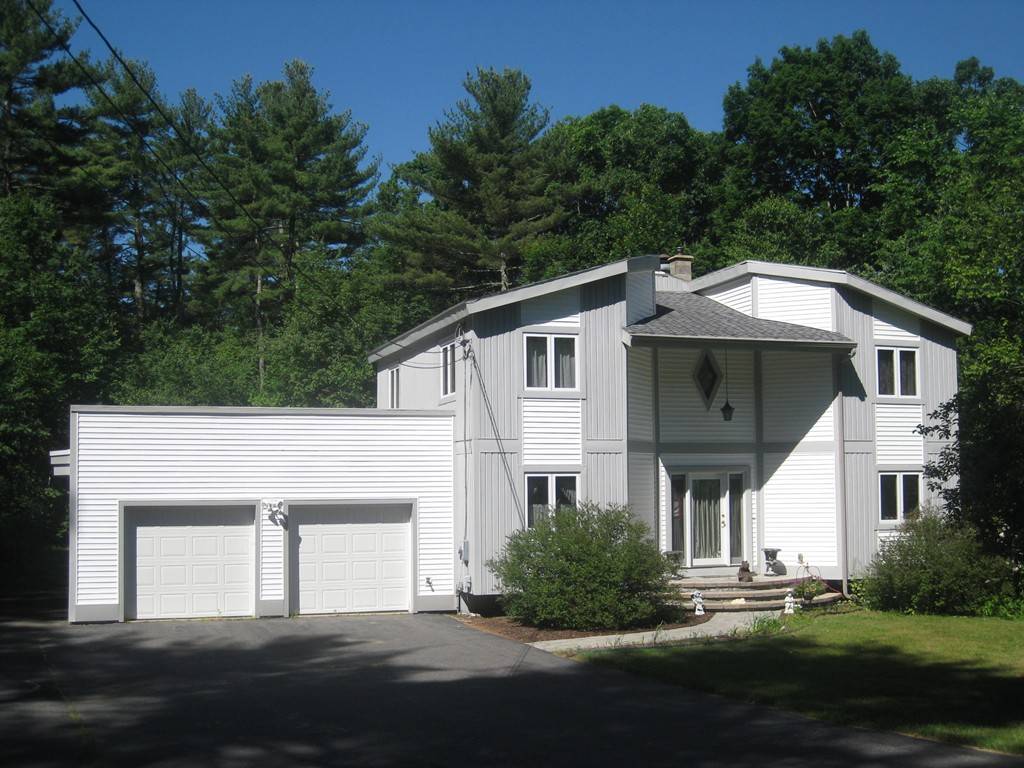 Belchertown, MA 01007,689 Bay Road