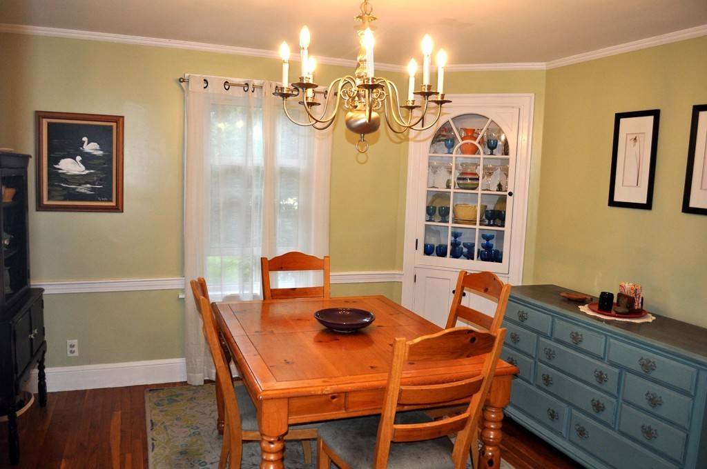 Hudson, MA 01749,103 Cottage St