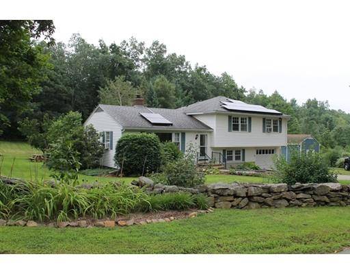 North Brookfield, MA 01535,11 Ayers St