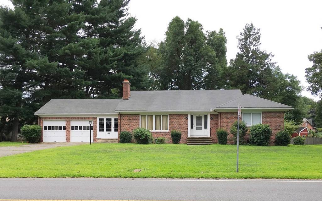 Longmeadow, MA 01106,217 Williams St