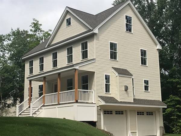 Pepperell, MA 01463,1 Lakin St