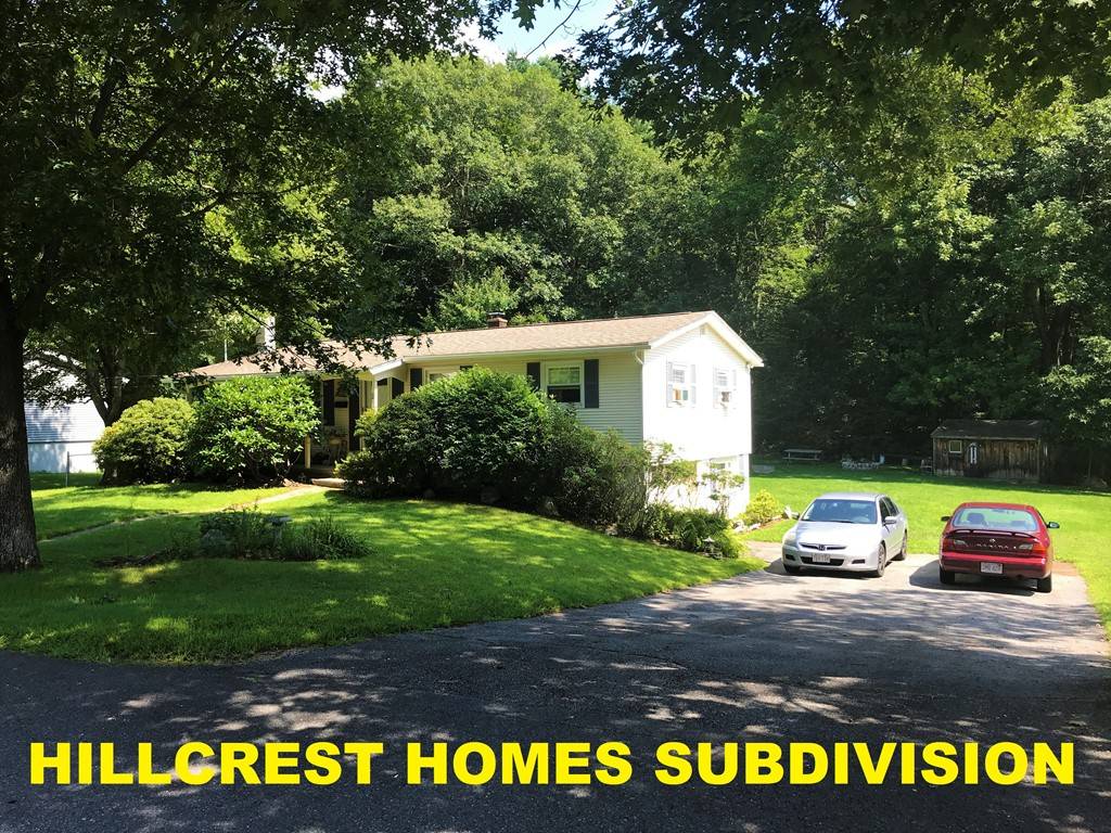 Leicester, MA 01524,11 Crestwood Rd