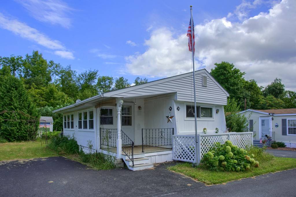 Pepperell, MA 01463,6 Mason Street #34