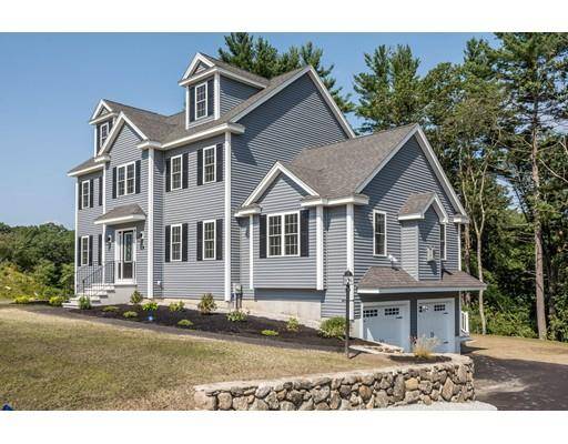 Billerica, MA 01821,5 Fieldstone Lane