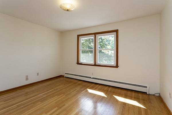 Medford, MA 02155,14 Doonan St