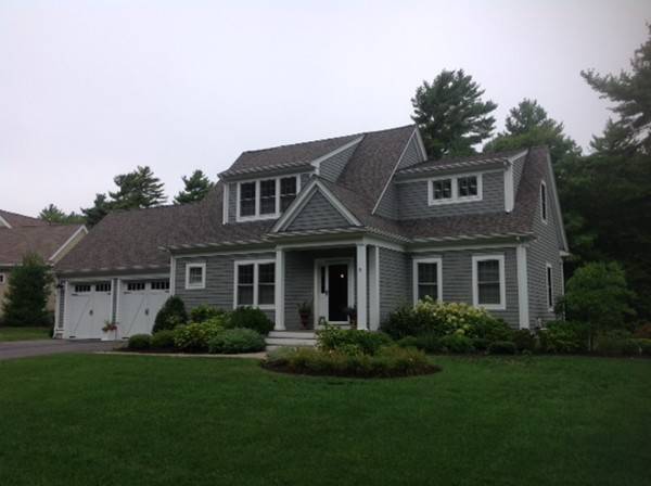 Mattapoisett, MA 02739,5 Fieldstone Drive