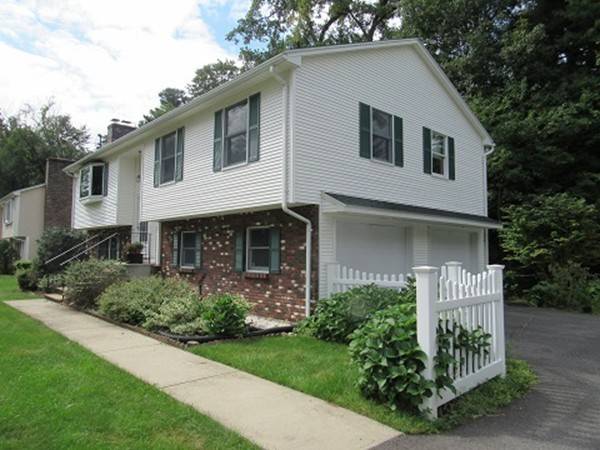 East Longmeadow, MA 01028,74 Kibbe Road