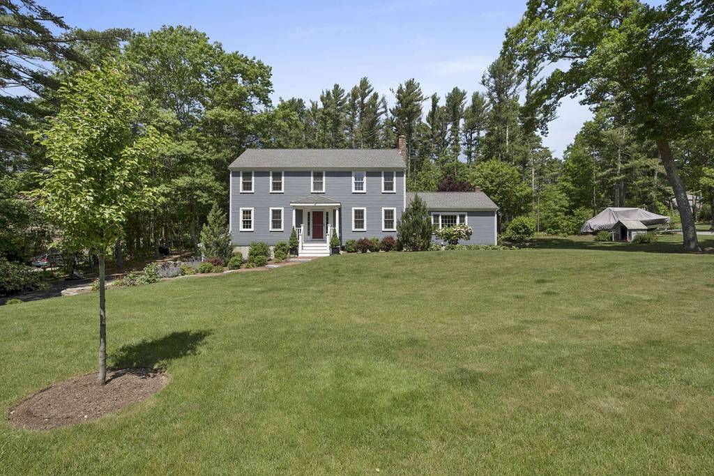 Duxbury, MA 02332,5 Cordwood Path