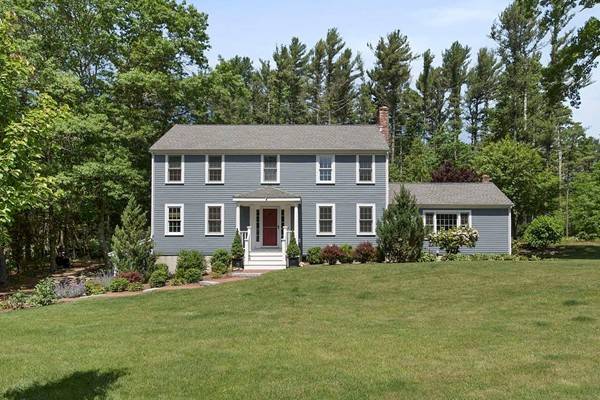 Duxbury, MA 02332,5 Cordwood Path